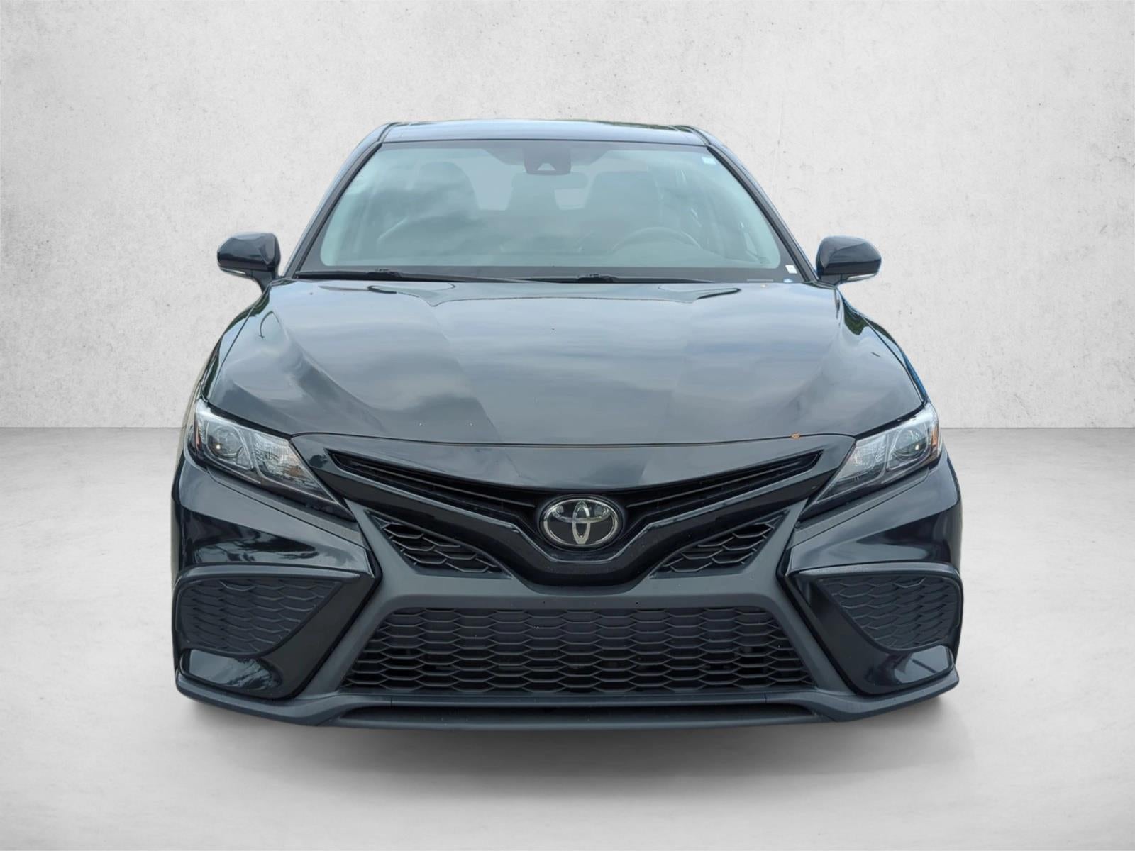 2023 Toyota Camry SE Auto (SE)