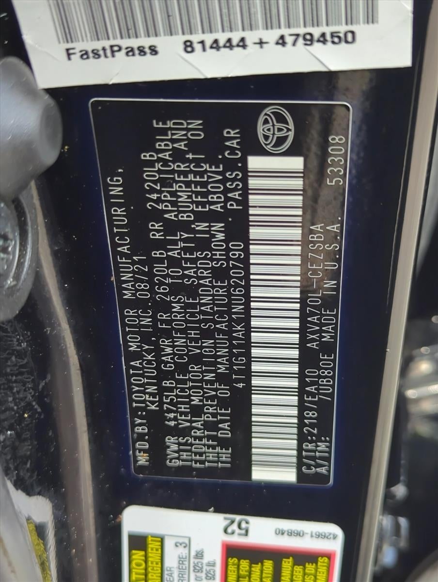 2022 Toyota Camry SE Auto (SE)