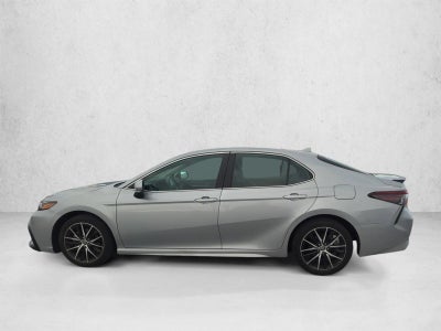 2023 Toyota Camry SE Auto (SE)