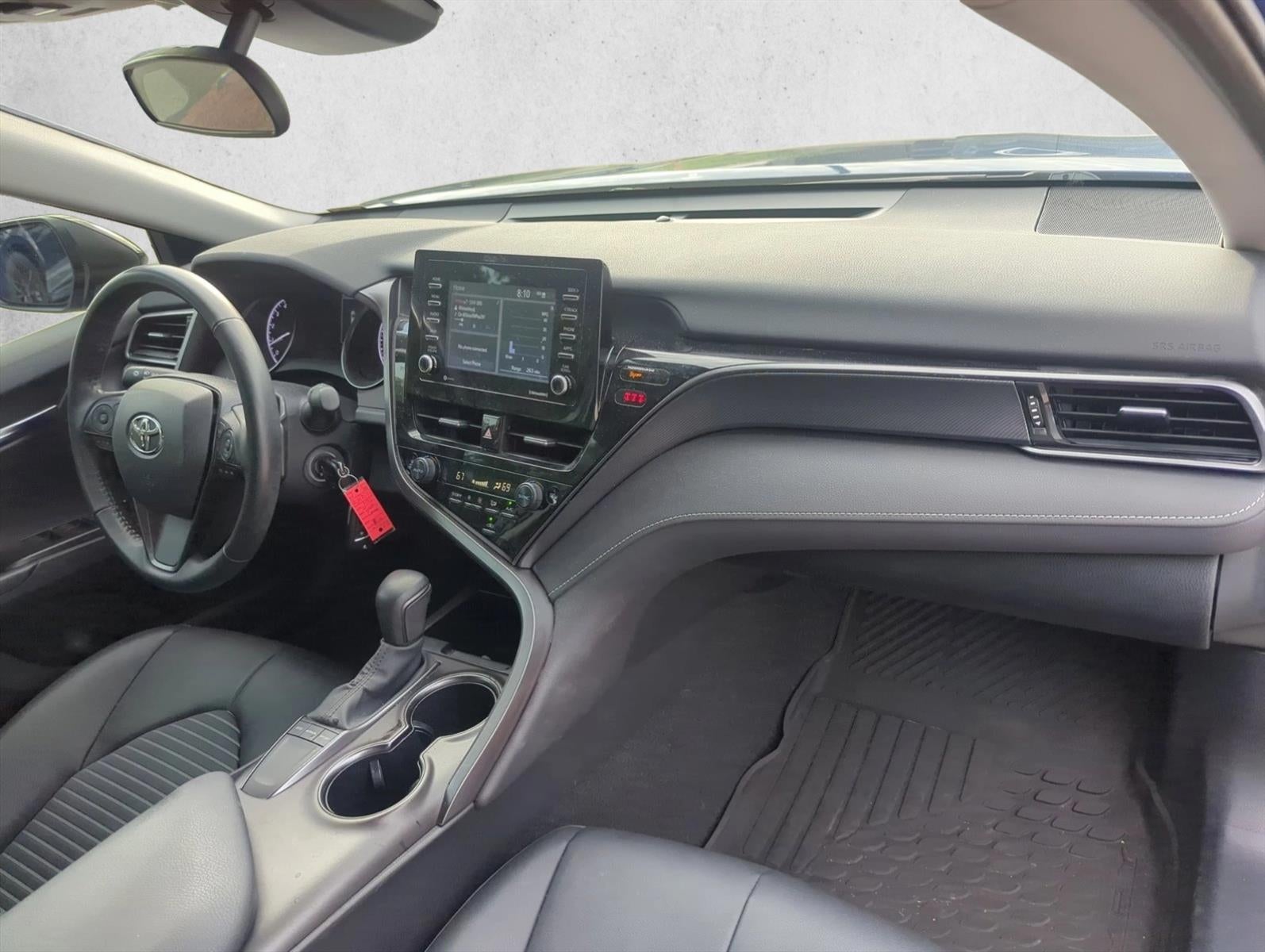 2023 Toyota Camry SE Auto (SE)