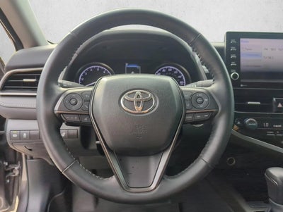 2024 Toyota Camry SE Auto (SE)