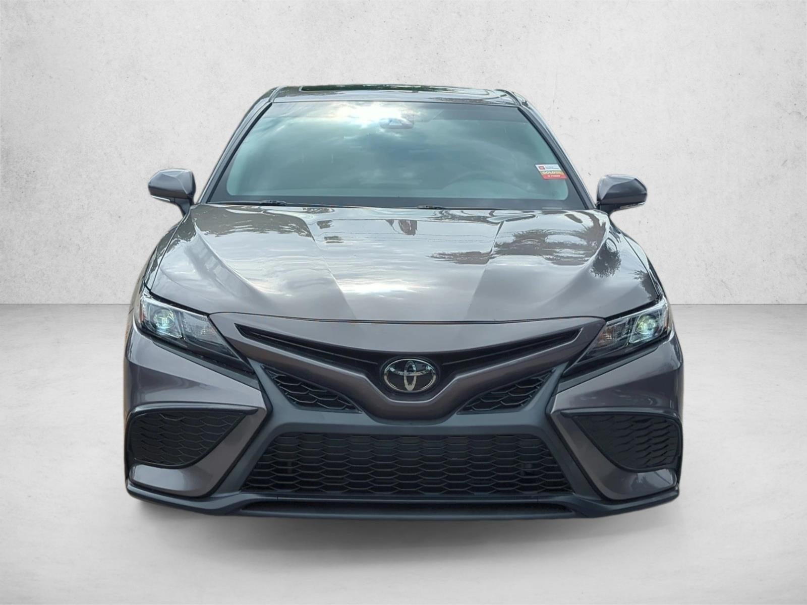 2024 Toyota Camry SE Auto (SE)