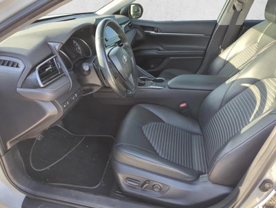2023 Toyota Camry SE Auto (SE)