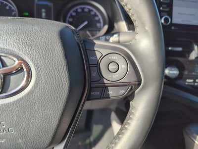 2024 Toyota Camry SE Auto (SE)