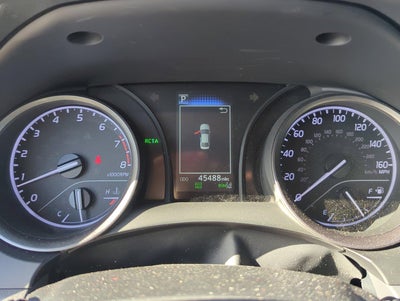 2024 Toyota Camry SE Auto (SE)