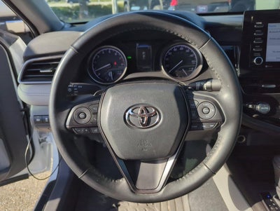 2024 Toyota Camry SE Auto (SE)