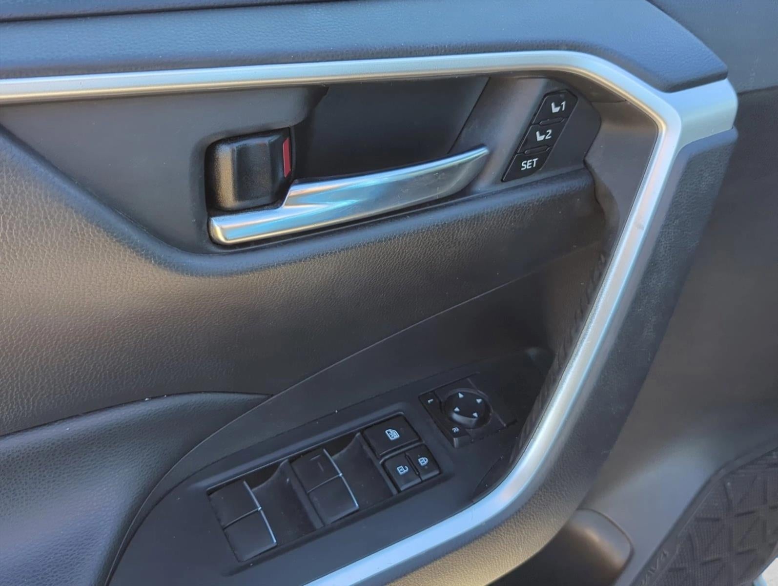 2021 Toyota RAV4 Hybrid XLE Premium AWD (Natl)