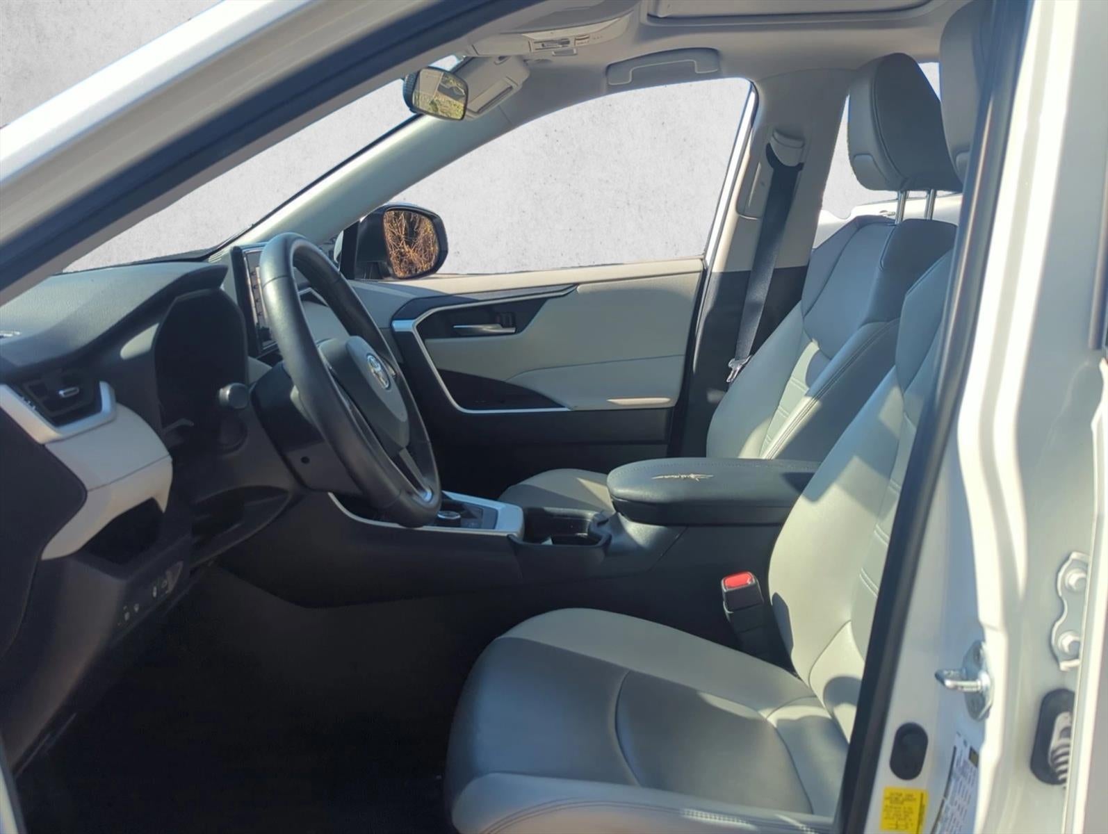 2021 Toyota RAV4 Hybrid XLE Premium AWD (Natl)