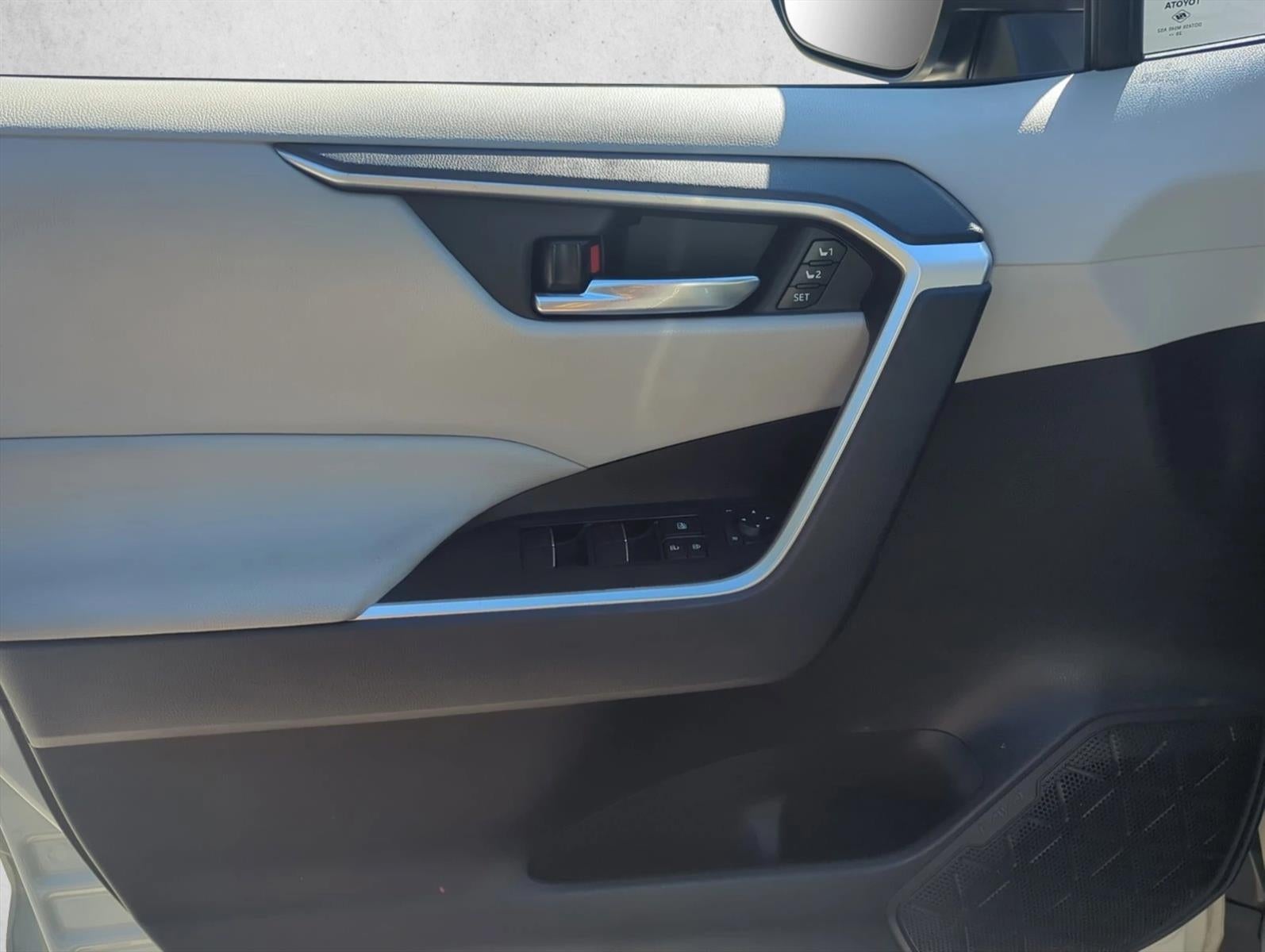 2021 Toyota RAV4 Hybrid XLE Premium AWD (Natl)