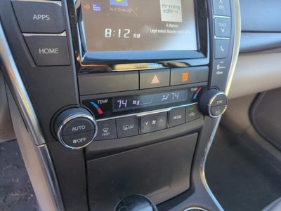 2016 Toyota Camry 4dr Sdn I4 Auto XLE (SE)