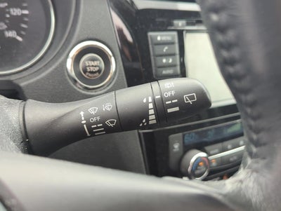 2018 Nissan Rogue FWD SV