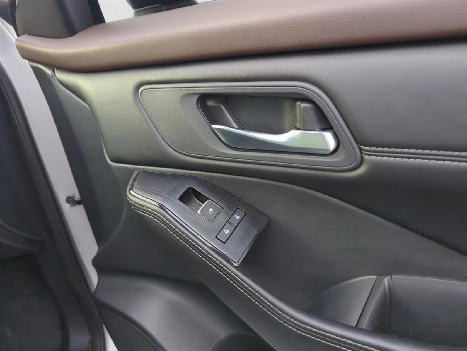 2023 Nissan Rogue FWD SL *Ltd Avail*
