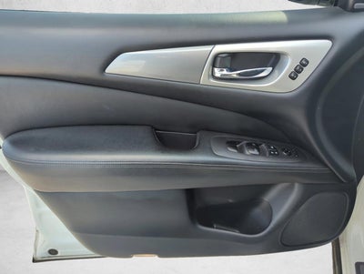 2018 Nissan Pathfinder FWD SL