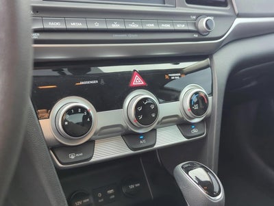 2019 Hyundai ELANTRA SEL Auto