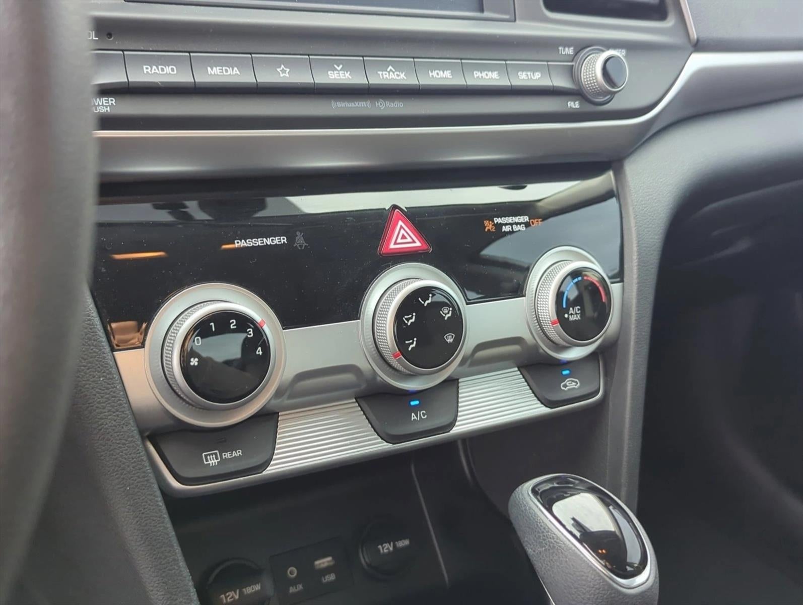 2019 Hyundai ELANTRA SEL Auto