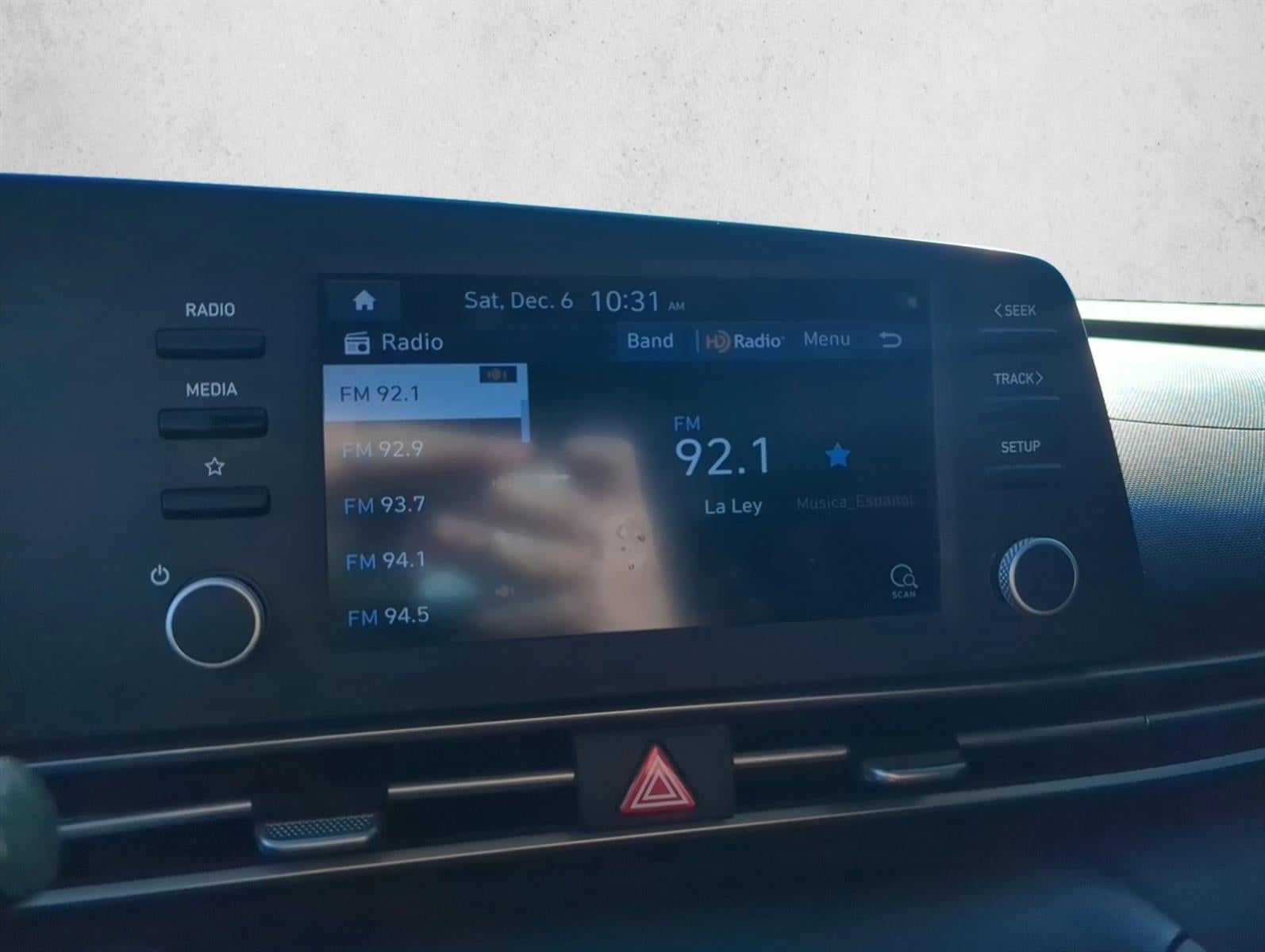 2021 Hyundai ELANTRA SEL IVT