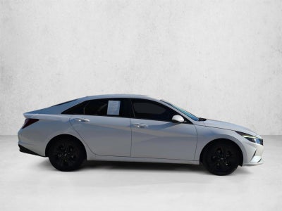 2021 Hyundai ELANTRA SEL IVT