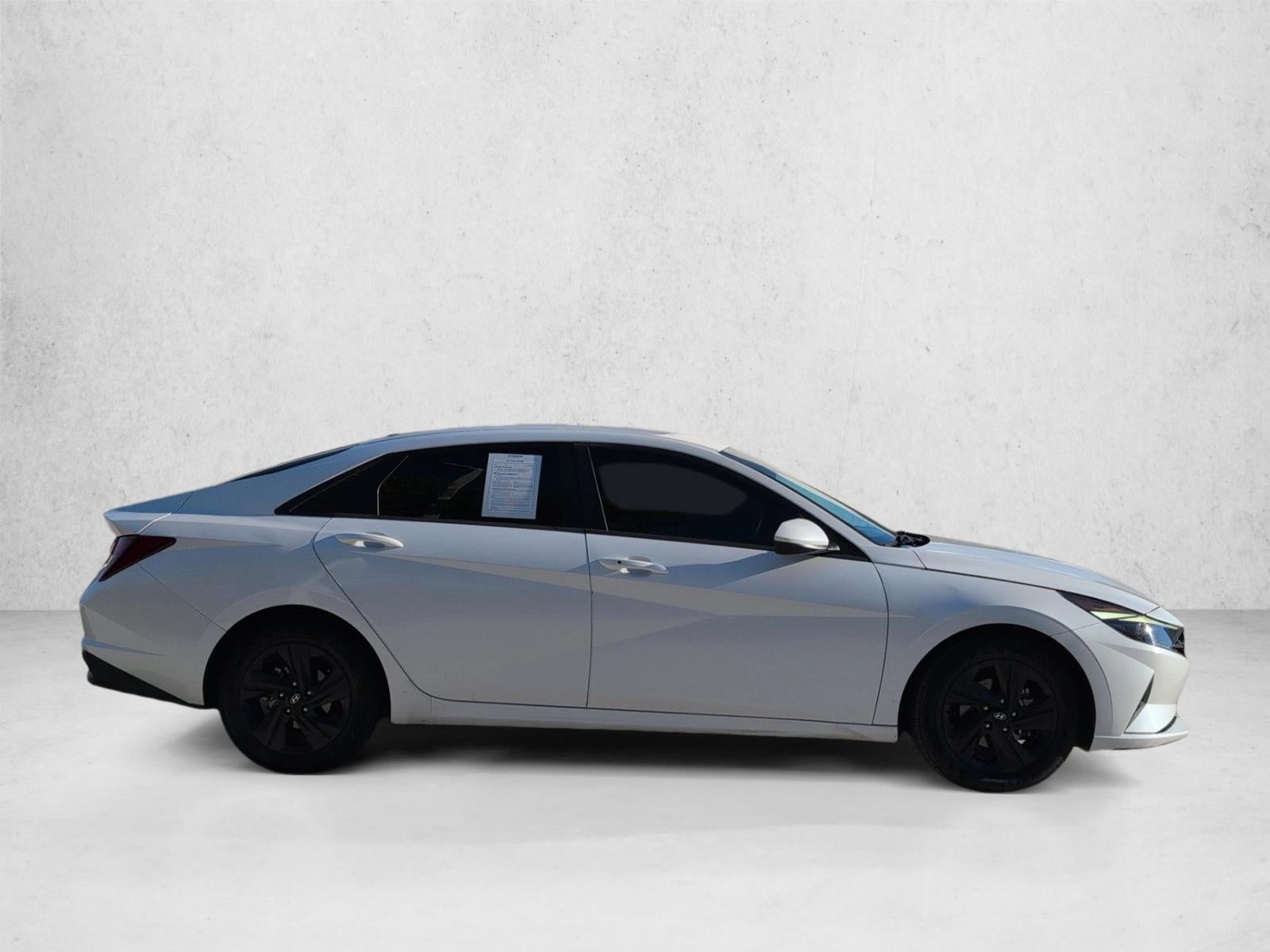 2021 Hyundai ELANTRA SEL IVT