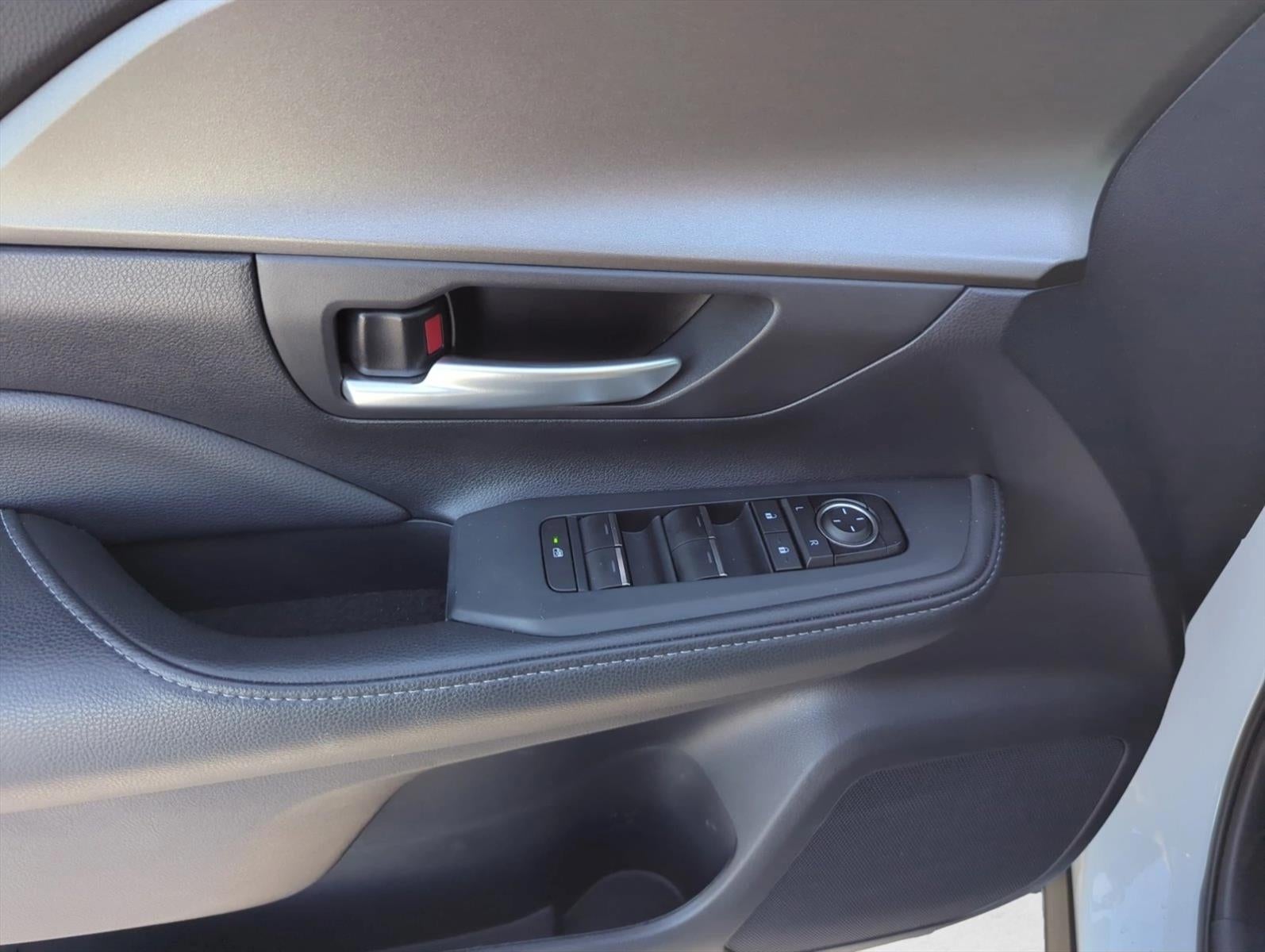 2025 Toyota Grand Highlander XLE FWD (Natl)