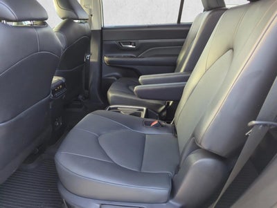 2025 Toyota Grand Highlander XLE FWD (Natl)