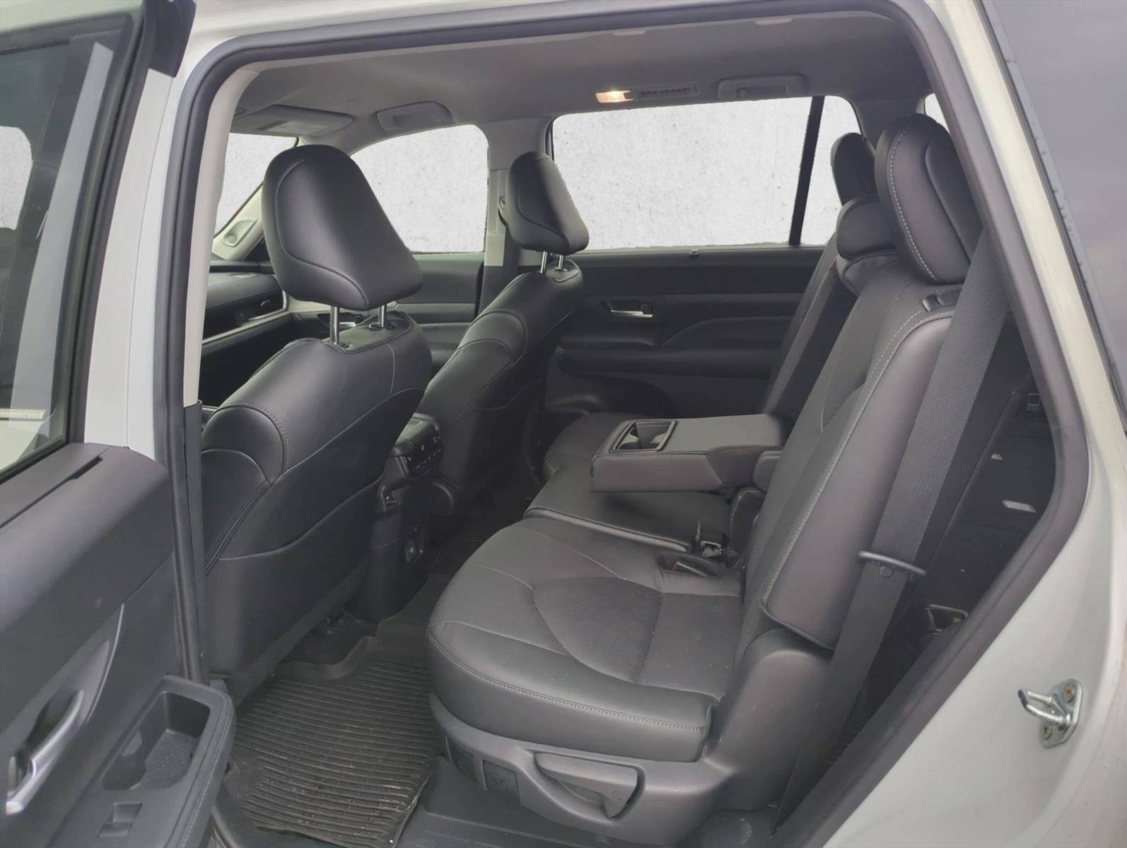 2024 Toyota Grand Highlander Limited AWD (Natl)