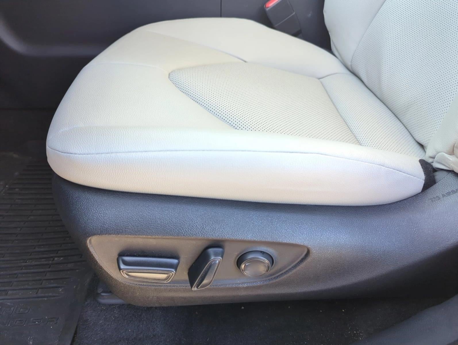 2024 Toyota Grand Highlander Hybrid XLE AWD (Natl)