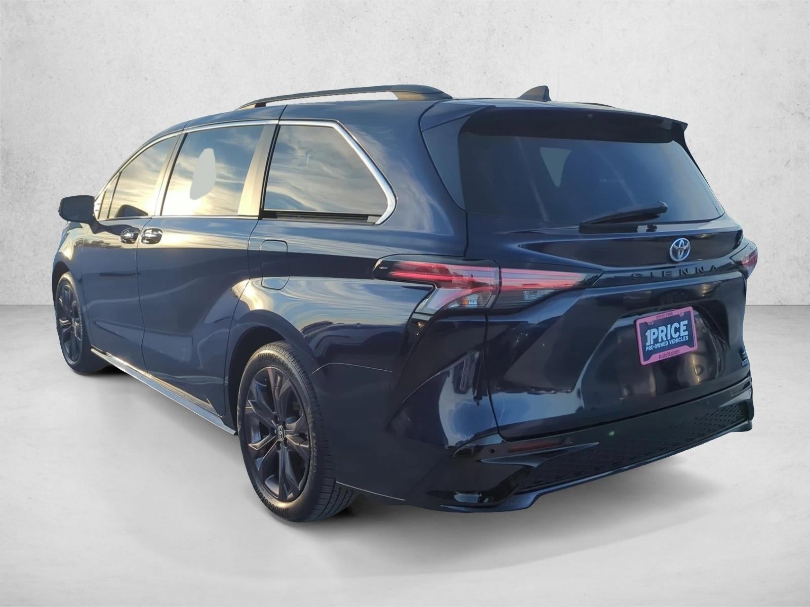 2023 Toyota Sienna XSE FWD 7-Passenger (Natl)