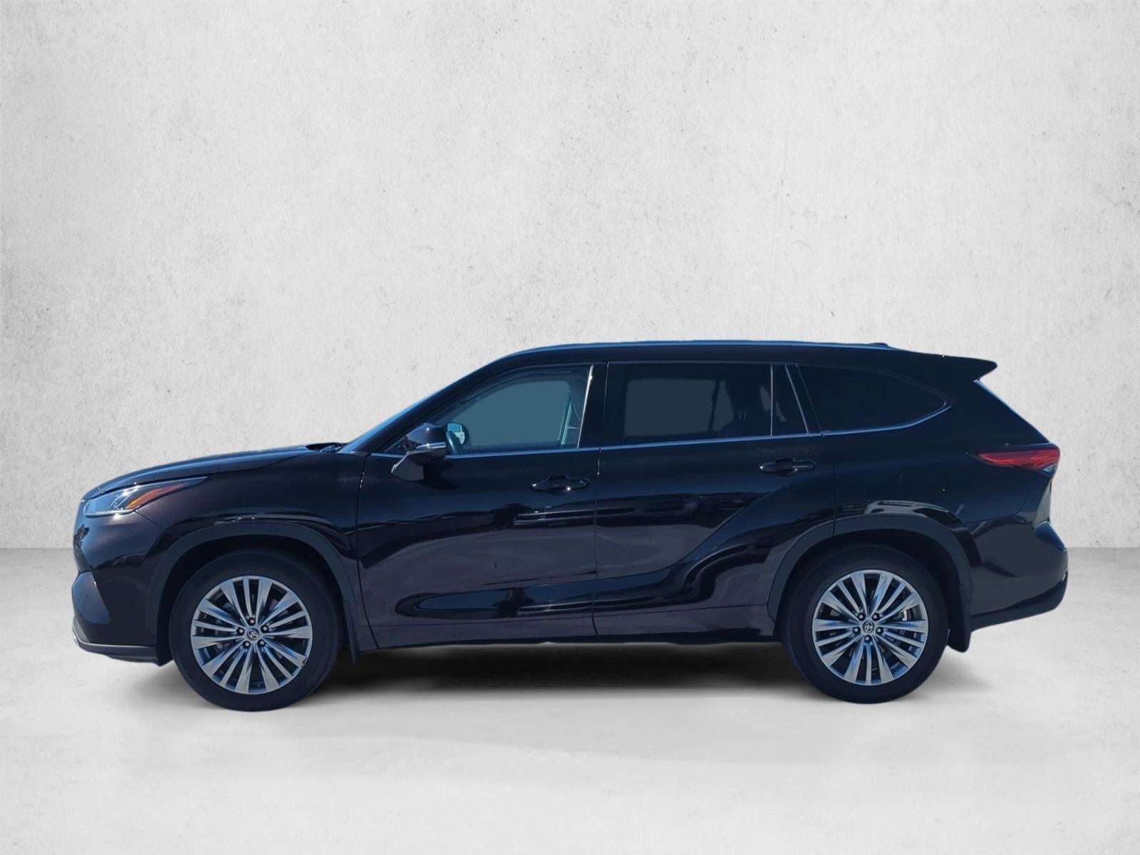 2022 Toyota Highlander Platinum AWD (Natl)