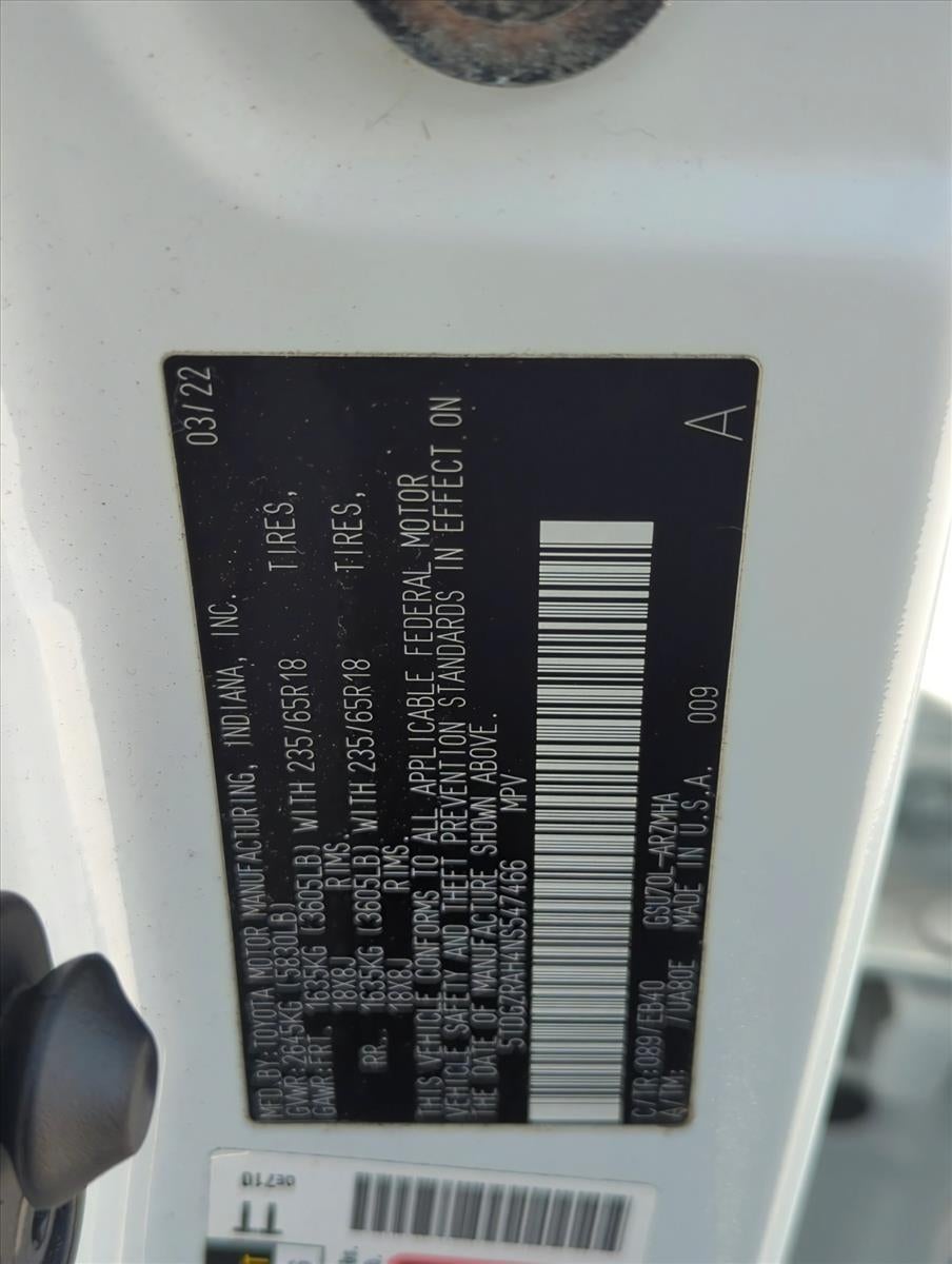 2022 Toyota Highlander XLE FWD (Natl)