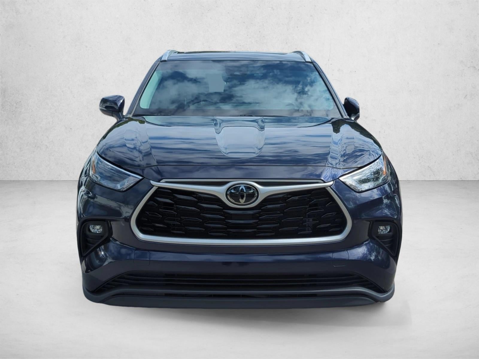 2023 Toyota Highlander XLE FWD (Natl)