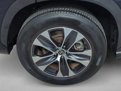 2023 Toyota Highlander XLE FWD (Natl)