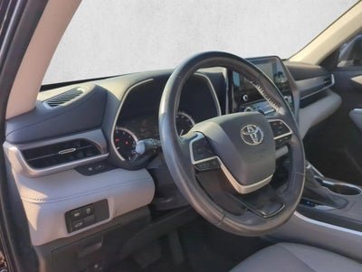 2023 Toyota Highlander XLE FWD (Natl)