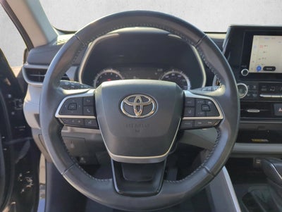 2023 Toyota Highlander XLE FWD (Natl)