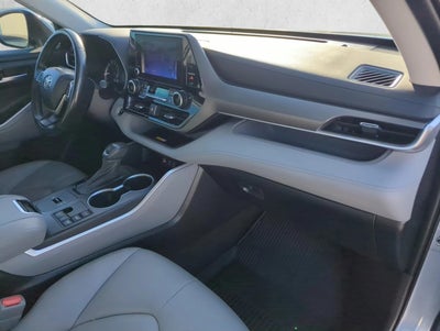 2023 Toyota Highlander XLE FWD (Natl)