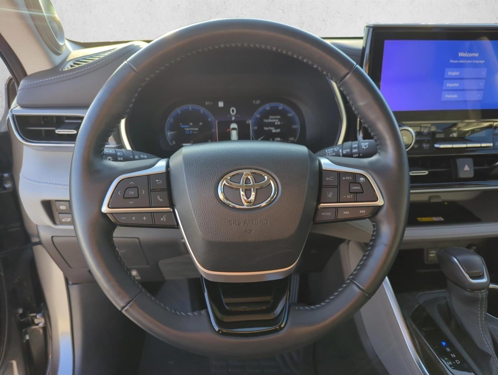 2023 Toyota Highlander Platinum FWD (Natl)