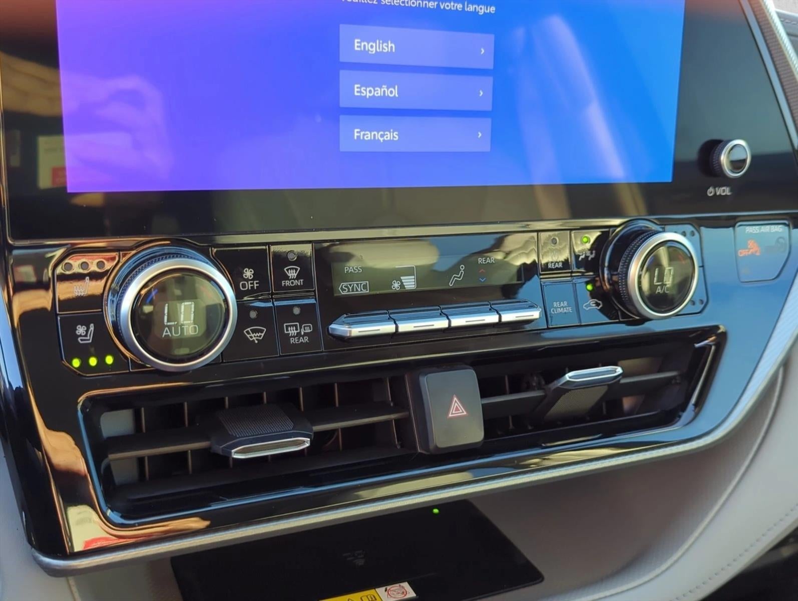 2023 Toyota Highlander Platinum FWD (Natl)
