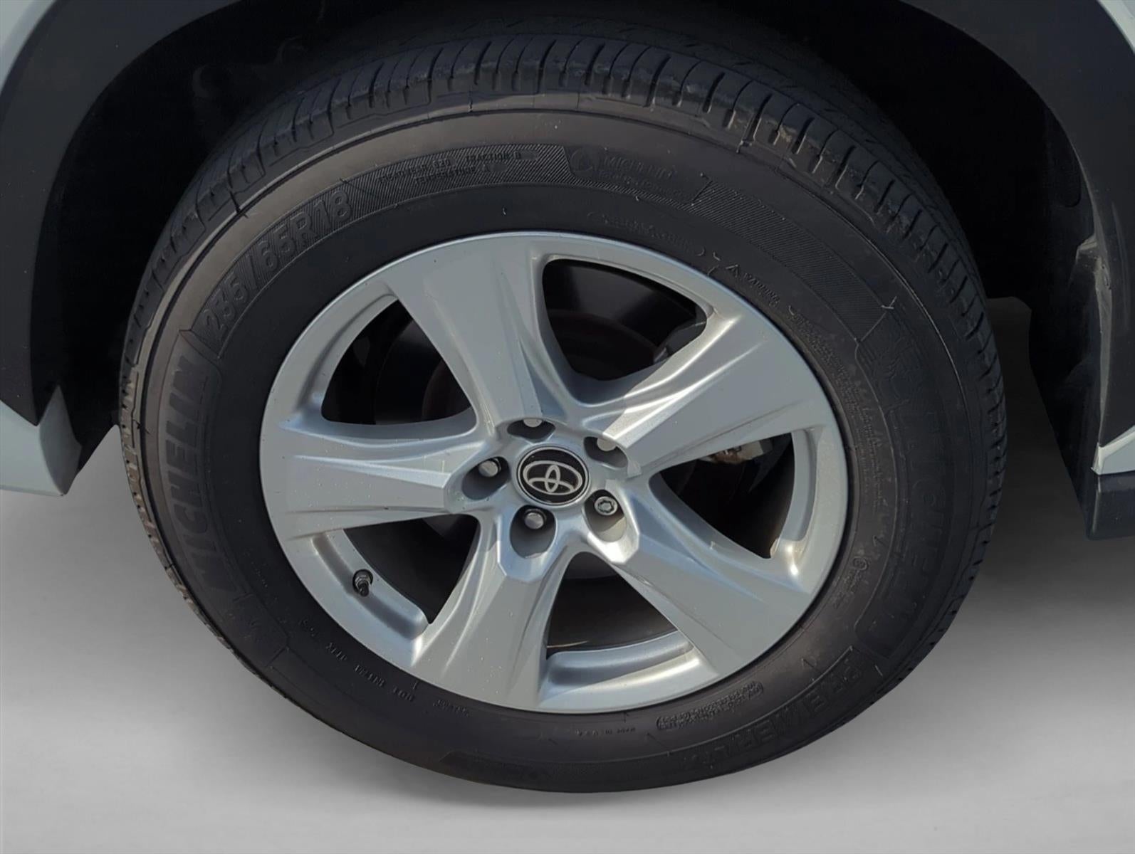 2024 Toyota Highlander LE FWD (GS)
