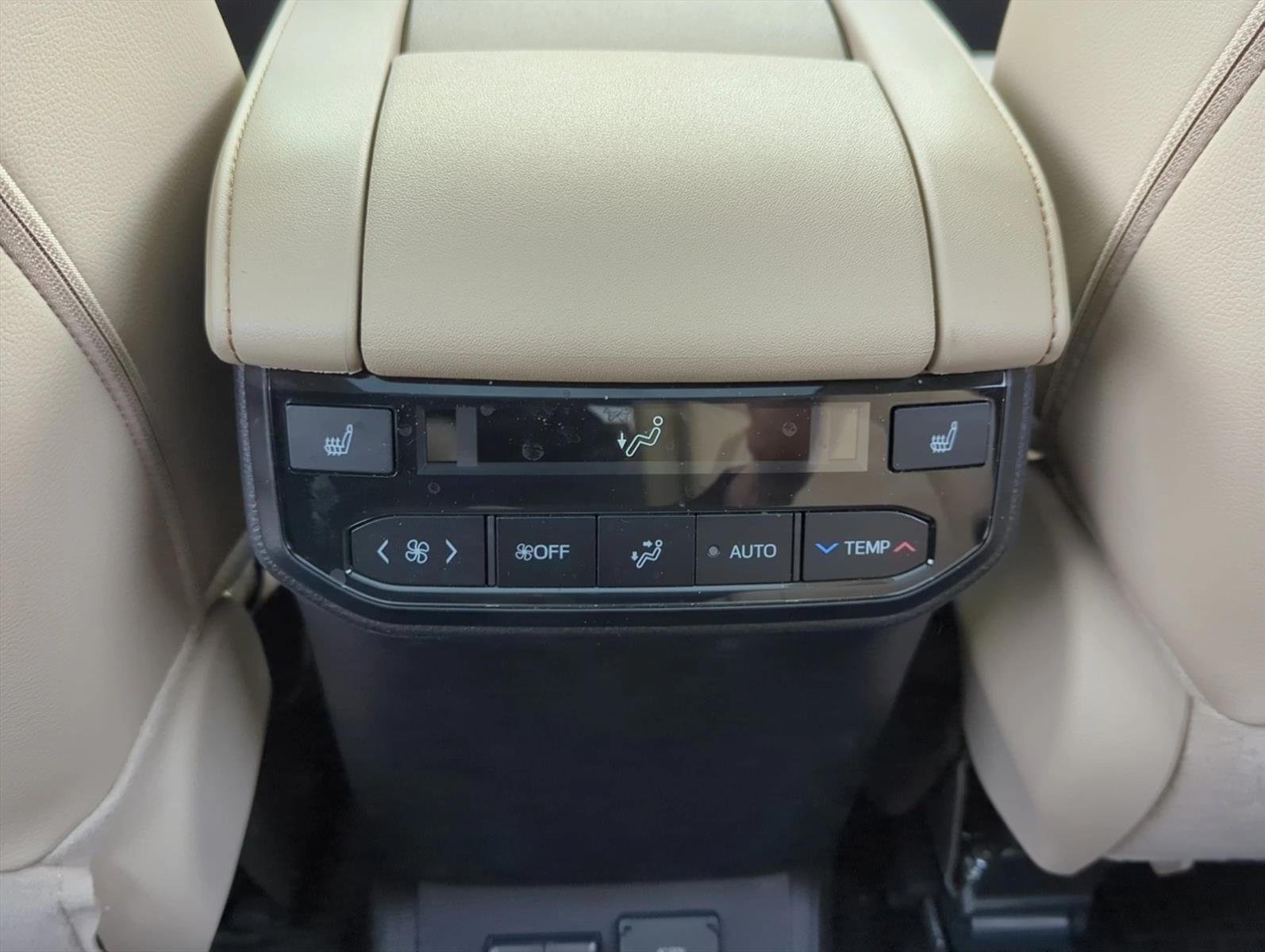 2024 Toyota Highlander Platinum FWD (Natl)