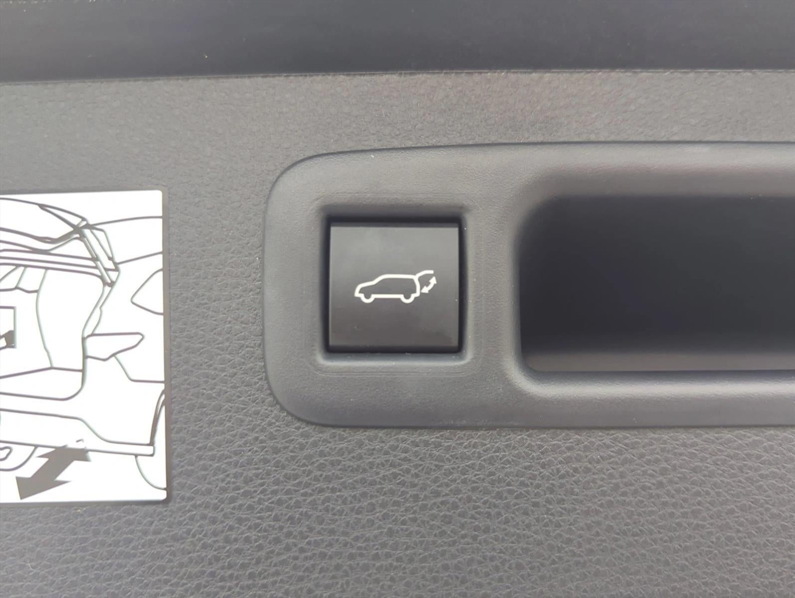 2024 Toyota Highlander Platinum FWD (Natl)