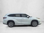 2024 Toyota Highlander Platinum FWD (Natl)