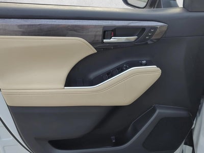 2024 Toyota Highlander Platinum FWD (Natl)