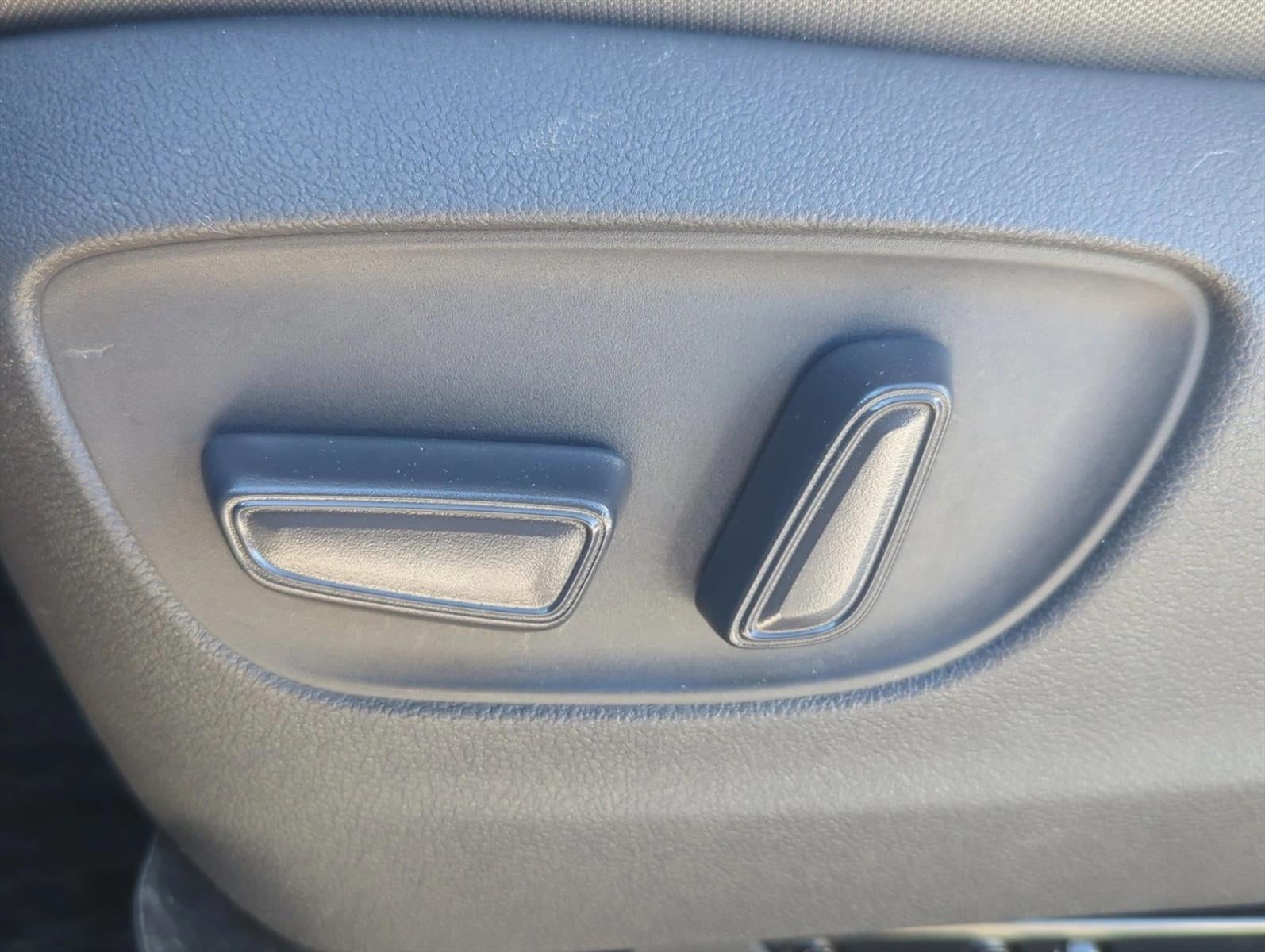 2021 Toyota Sienna LE FWD 8-Passenger (Natl)