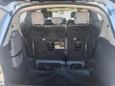 2021 Toyota Sienna LE FWD 8-Passenger (Natl)