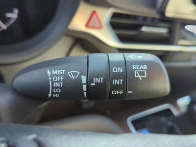 2022 Toyota Sienna LE FWD 8-Passenger (Natl)