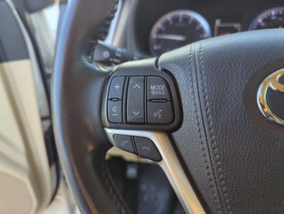 2019 Toyota Highlander XLE V6 FWD (Natl)