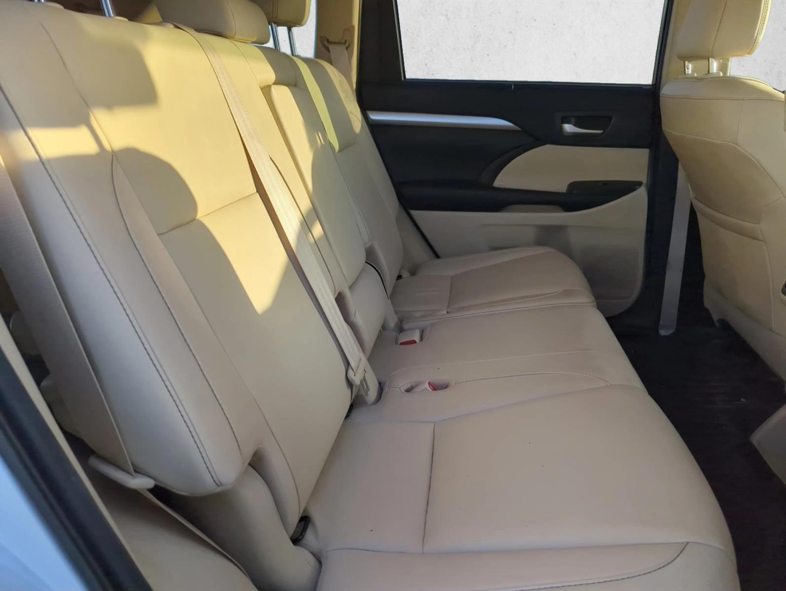 2019 Toyota Highlander XLE V6 FWD (Natl)