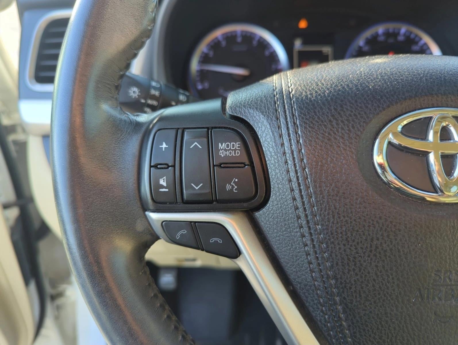 2019 Toyota Highlander XLE V6 FWD (Natl)