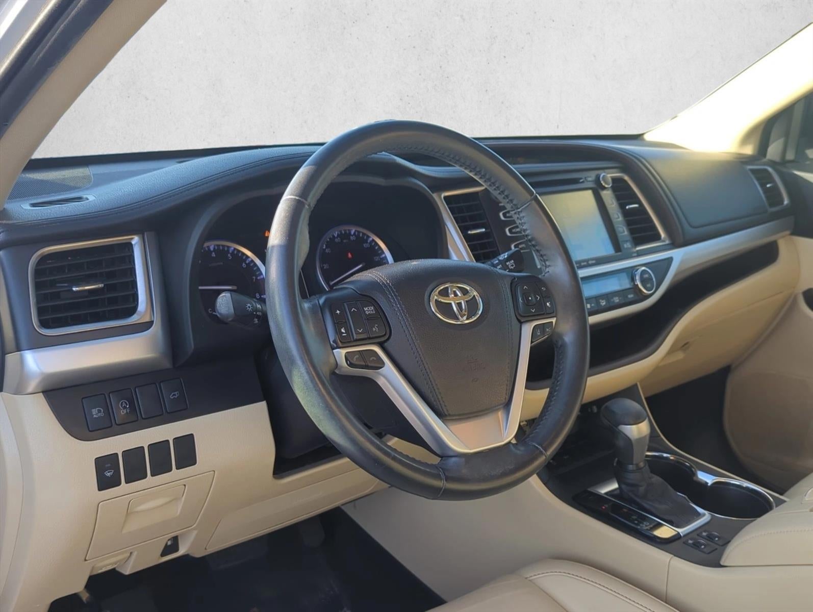 2019 Toyota Highlander XLE V6 FWD (Natl)