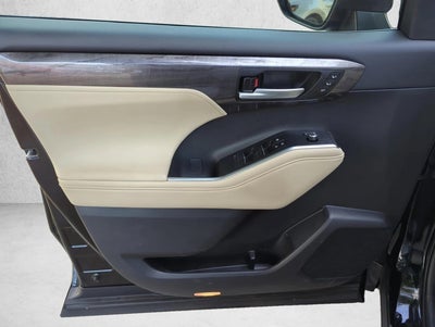 2024 Toyota Highlander Hybrid Limited FWD (Natl)