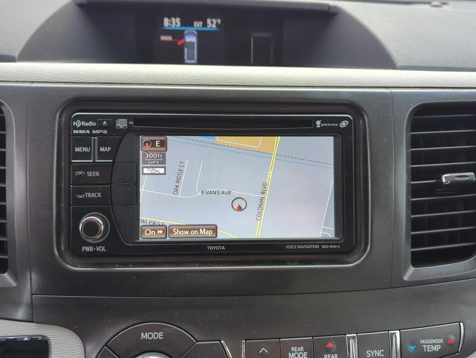 2013 Toyota Sienna 5dr 8-Pass Van V6 XLE FWD (Natl)